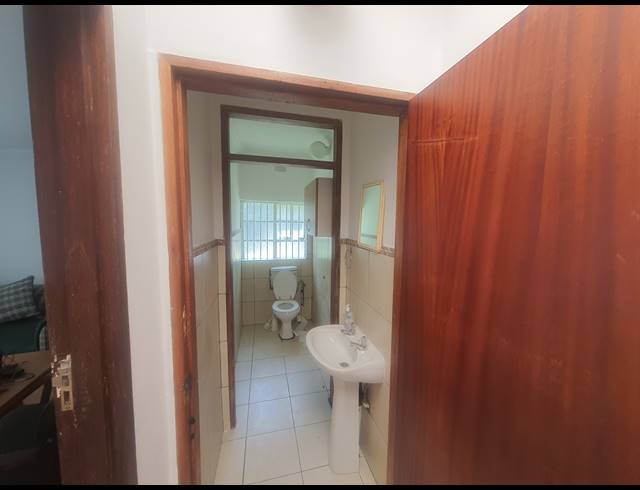 210M² BUSINESS TO LET IN NORWOOD